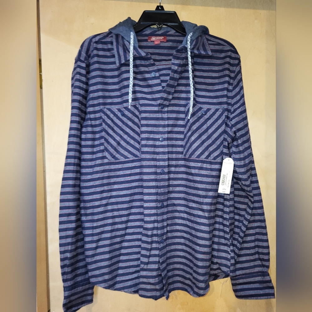 Arizona new with tags, button up long sleeve hooded shirt